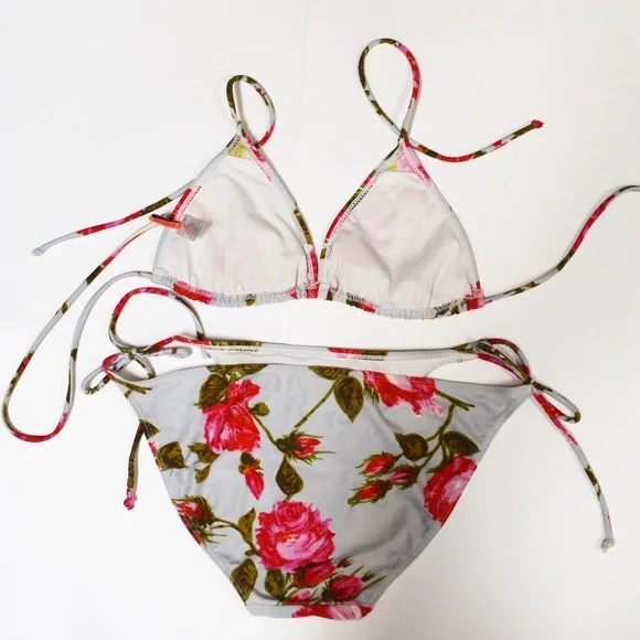 Swimsuit size extra large - Picture 2 of 2